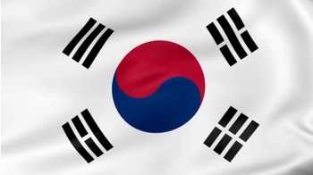 How the Current Trade Row Between Japan and Korea Affects USB & Tech Prices