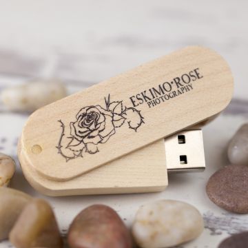 Wooden Swivel USB 3.0-Light Wood