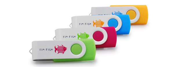 Twister USB - White Clip with Pantone Match Twister USB - White Clip with Pantone Match